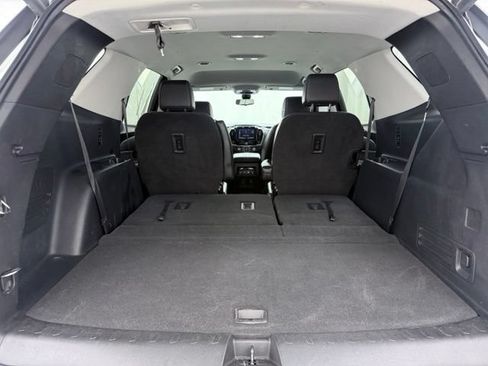 Used 2020 Chevrolet Traverse RS FWD image 16