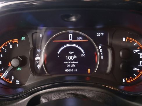 Used 2023 Dodge Durango GT image 4