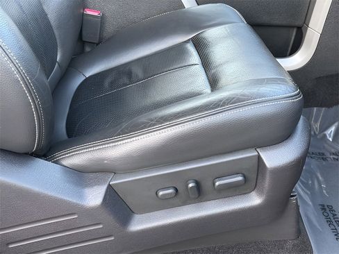 Used 2010 Ford F150 Lariat image 28