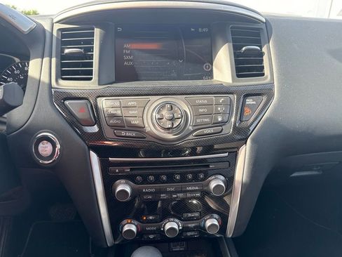 Used 2020 Nissan Pathfinder SL AWD/4WD image 20
