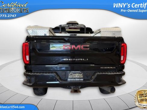 Used 2023 GMC Sierra 3500 Denali w/ Denali Black Diamond Edition AWD/4WD image 7