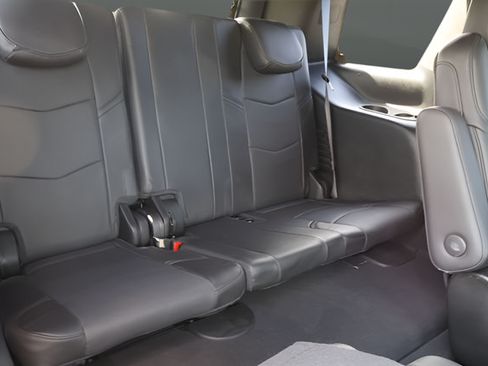 Used 2020 Cadillac Escalade Platinum AWD/4WD image 21