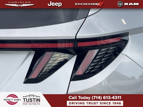 Used 2023 Hyundai Tucson SEL w/ Convenience Package FWD image 9