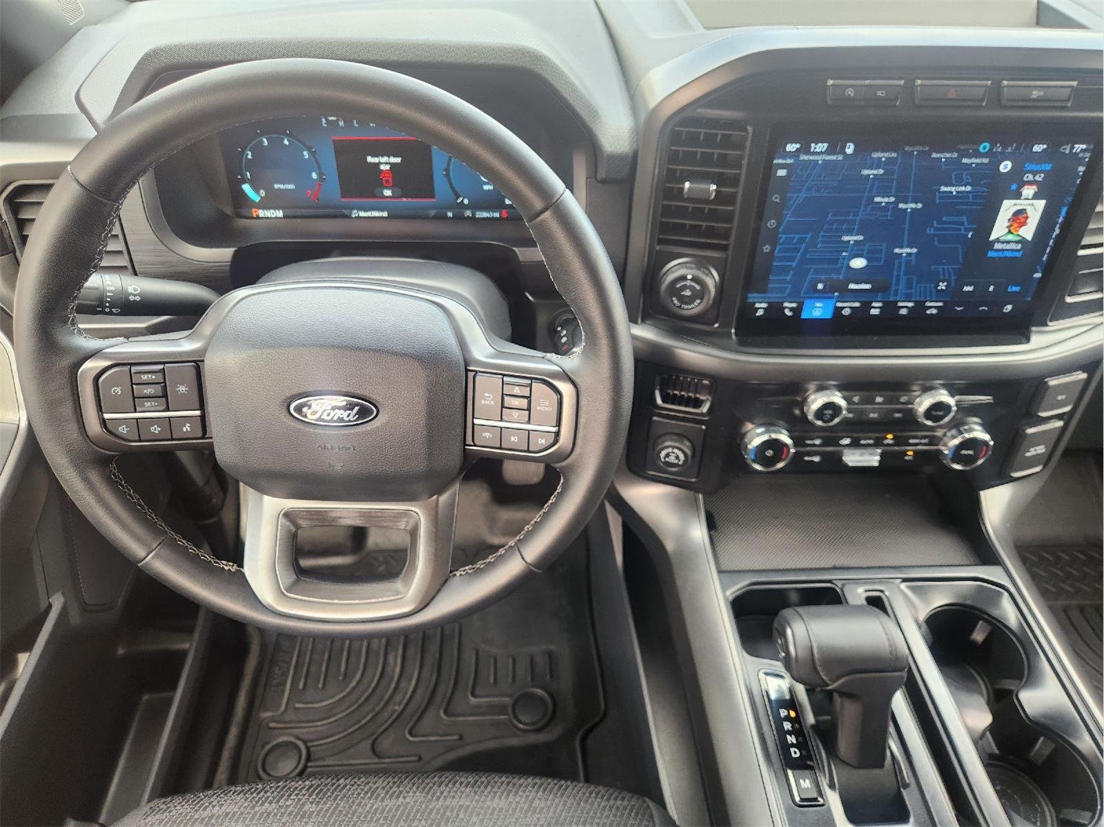 Used 2024 Ford F150 XLT w/ XLT Black Appearance Package RWD image 27