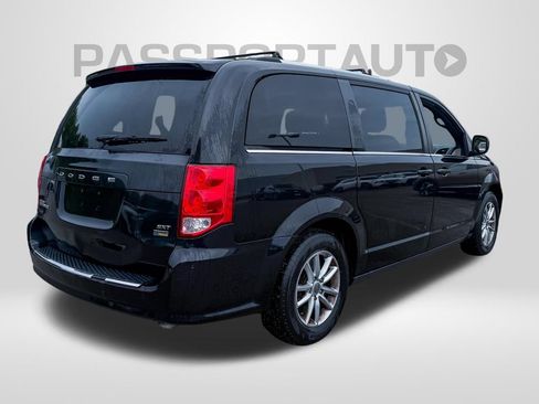 Used 2019 Dodge Grand Caravan SXT FWD image 5