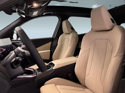 Used 2026 BMW X3 xDrive30 w/ Convenience Package image 5