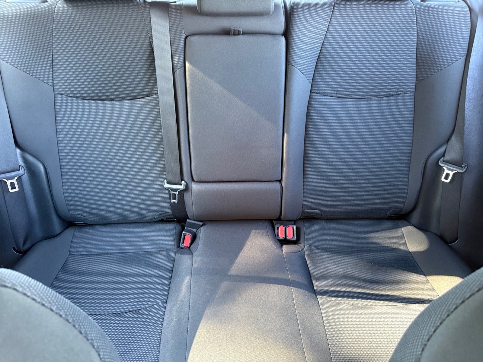 Used 2025 Toyota RAV4 LE AWD/4WD image 18