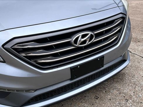 Used 2017 Hyundai Sonata Sport w/ Value Edition Package 02 image 29