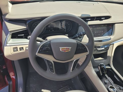 New 2026 Cadillac XT5 Premium Luxury w/ Driver Assist Package FWD image 10