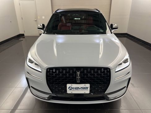 New 2026 Lincoln Corsair Reserve image 2