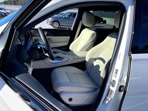 Used 2025 Mercedes-Benz GLS 450 GLS 450 image 7