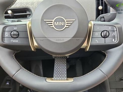 Used 2025 MINI Cooper S FWD image 36
