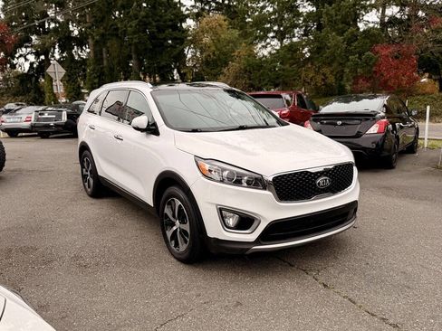 Used 2016 Kia Sorento EX w/ EX Touring Package FWD image 8