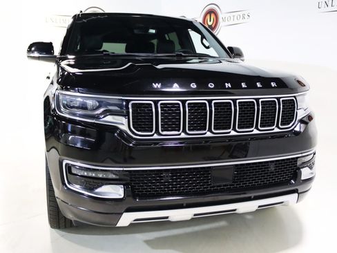 Used 2023 Jeep Wagoneer L Series II w/ Premium Group I AWD/4WD image 25