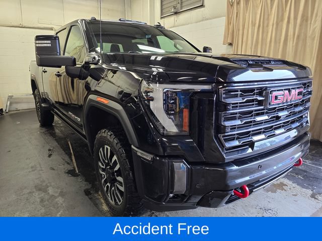 Used 2024 GMC Sierra 2500 AT4 w/ AT4 Premium Plus Package AWD/4WD image 4