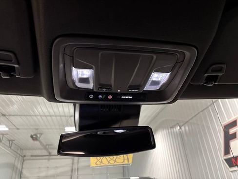 Used 2025 Chevrolet Silverado 1500 LTZ AWD/4WD image 16