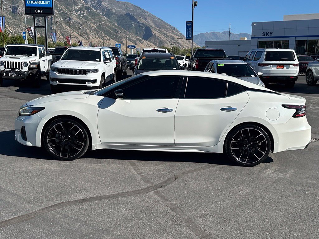 Used 2021 Nissan Maxima 3.5 SV w/ Floor Mat Group FWD image 11