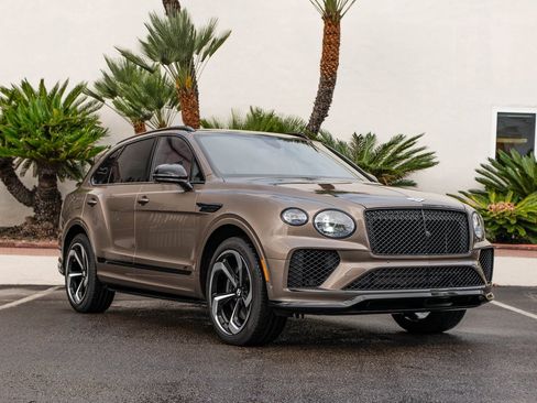 Used 2022 Bentley Bentayga image 18