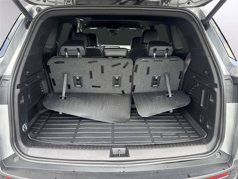 Used 2026 Buick Enclave Preferred FWD image 11