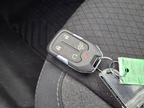 Used 2020 Chevrolet Silverado 1500 LT w/ All-Star Edition image 20