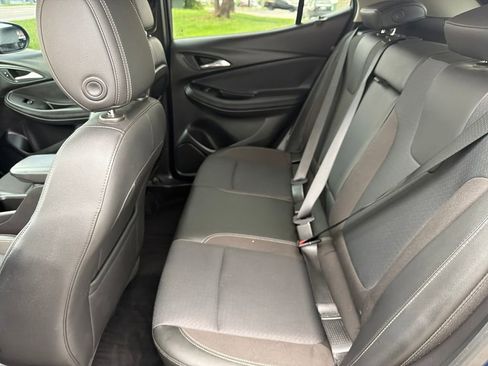 Used 2021 Buick Encore GX Select image 27