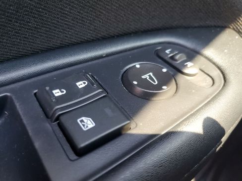 Used 2022 Honda HR-V Sport image 25