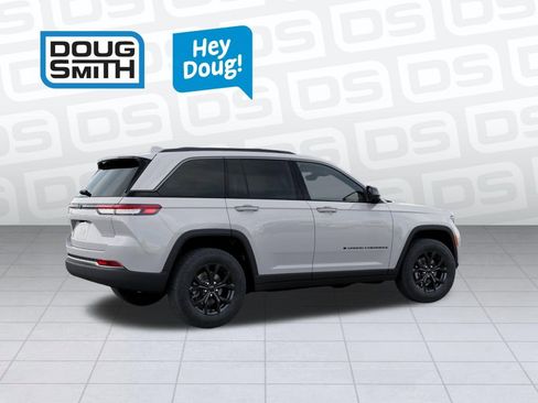 New 2026 Jeep Grand Cherokee Altitude AWD/4WD image 4