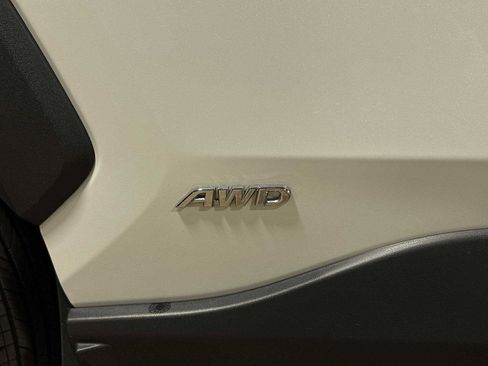 Used 2023 Toyota RAV4 Limited AWD/4WD image 29