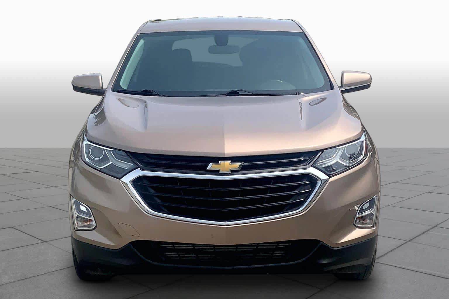 Used 2018 Chevrolet Equinox LT FWD image 3
