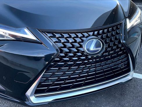 Used 2021 Lexus UX 250h w/ Accessory Package (Z1) image 30