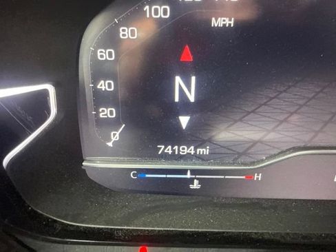 Used 2023 GMC Yukon Denali AWD/4WD image 8