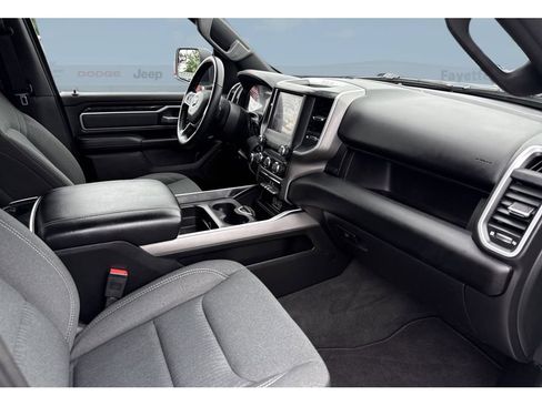 Used 2022 RAM 1500 Big Horn AWD/4WD image 37