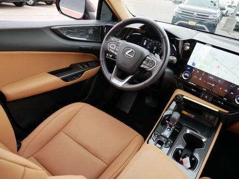 Used 2026 Lexus NX 350 AWD w/ Accessory Package (2T) image 9