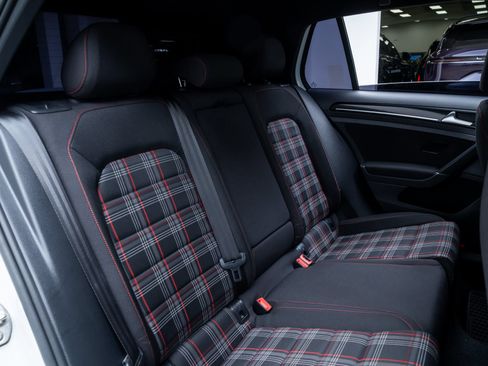 Used 2017 Volkswagen GTI S FWD image 22