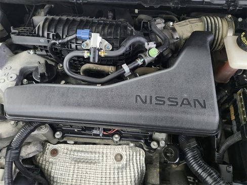 Used 2017 Nissan Rogue S image 32