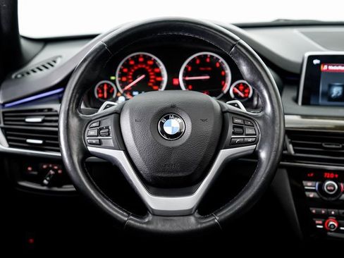 Used 2018 BMW X5 xDrive40e image 11