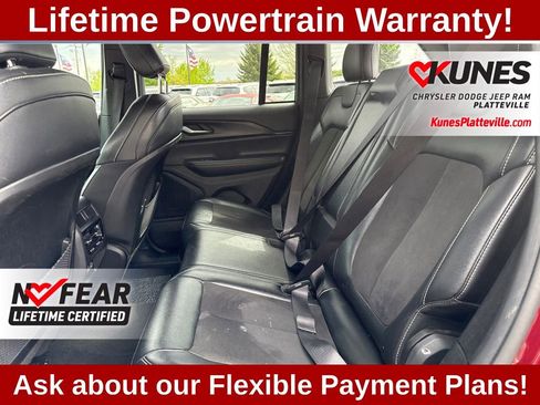 Used 2024 Jeep Grand Cherokee Altitude AWD/4WD image 25