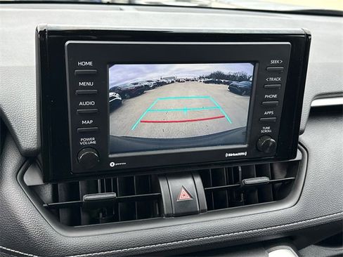 Certified 2022 Toyota RAV4 LE image 21