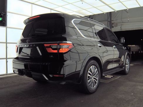 Used 2023 Nissan Armada SL w/ Captain's Chairs Package RWD image 6