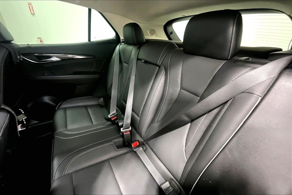 Used 2021 Buick Envision Essence w/ Sport Touring Package FWD image 33