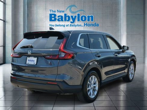 Used 2025 Honda CR-V EX image 4