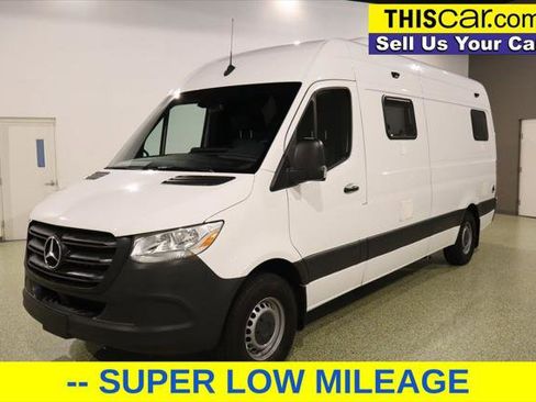 Used 2020 Mercedes-Benz Sprinter 2500 image 3