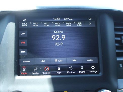 Used 2021 RAM 1500 Big Horn AWD/4WD image 18