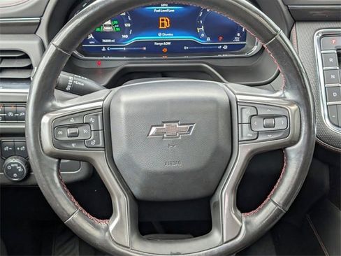 Used 2022 Chevrolet Suburban RST w/ Luxury Package image 9