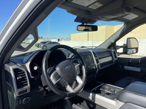 Used 2021 Ford F250 Lariat w/ Lariat Value Package image 17