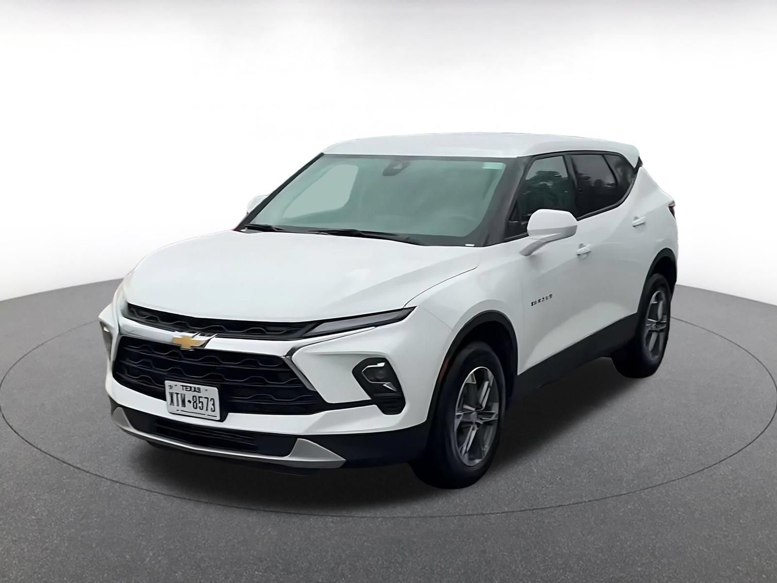 Used 2026 Chevrolet Blazer LT FWD image 6