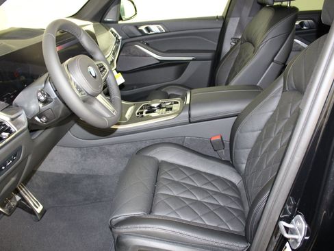 New 2026 BMW X5 xDrive40i w/ M Sport Package image 5