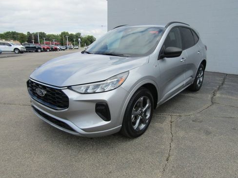 Used 2023 Ford Escape ST-Line w/ Tech Pack #1 AWD/4WD image 31