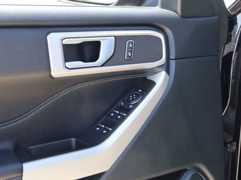 Used 2024 Ford Explorer XLT w/ Equipment Group 202A AWD/4WD image 24