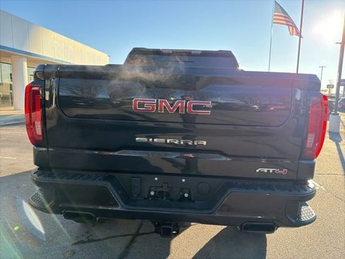 Used 2024 GMC Sierra 1500 AT4 w/ AT4 Premium Package image 5